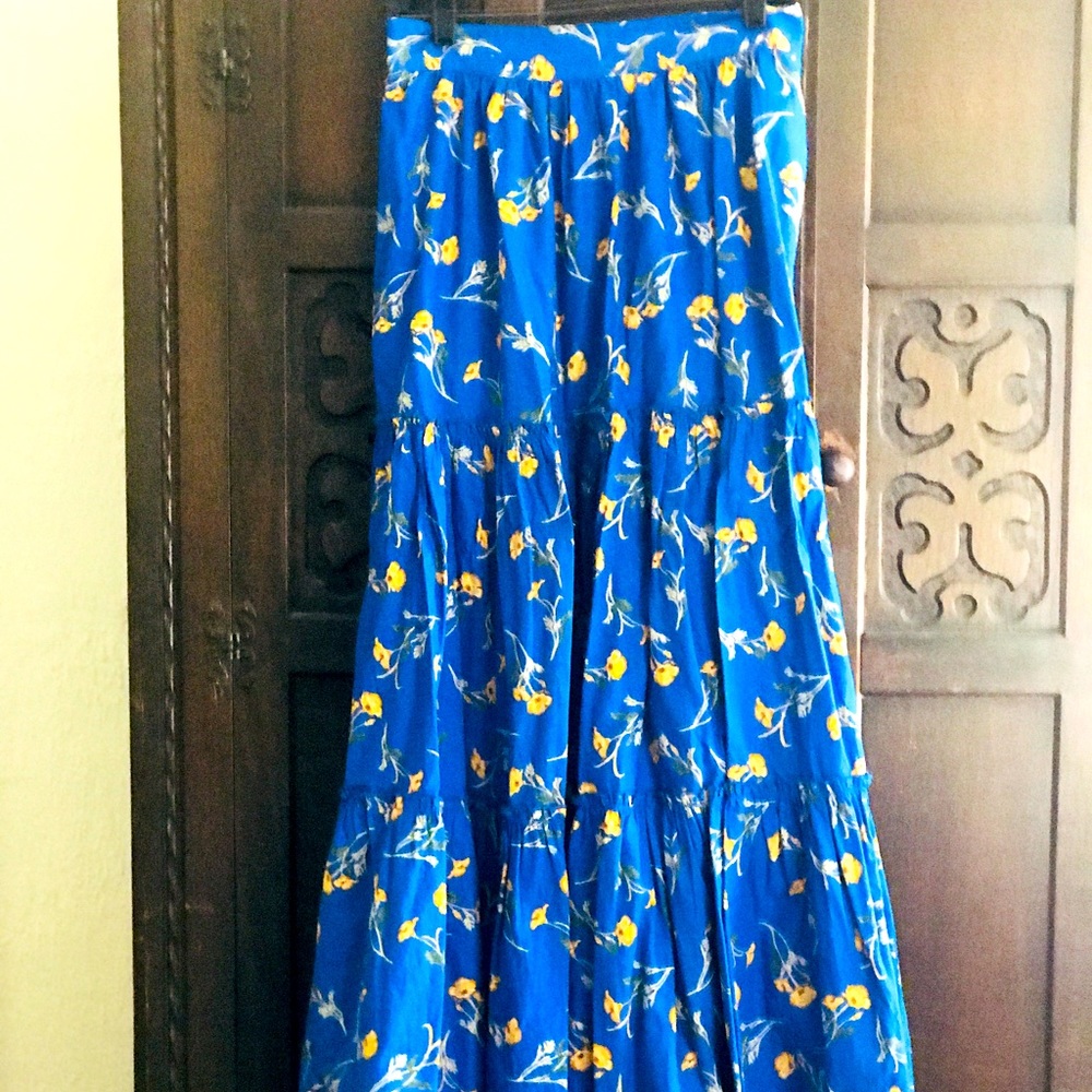 Kate Hudson brnd HAPPY NATURE SOLAR floral prairie boho chic festival maxi skirt